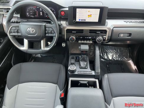 Certified 2026 Toyota Tacoma TRD Sport AWD/4WD image 15