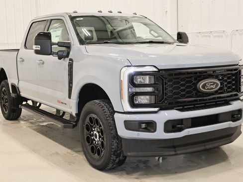 New 2025 Ford F350 Lariat w/ Lariat Ultimate Package image 2