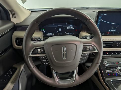 Used 2023 Lincoln Nautilus Reserve FWD image 17