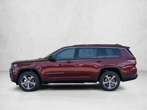 New 2026 Jeep Grand Cherokee L Limited AWD/4WD image 9