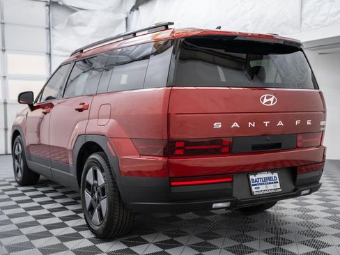 Used 2024 Hyundai Santa Fe SEL FWD image 5