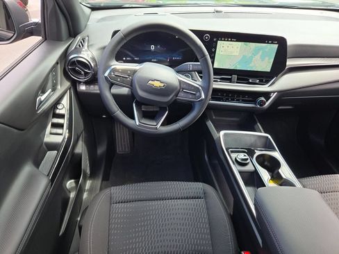 Certified 2026 Chevrolet Equinox LT w/ Safety and Technology Package AWD/4WD image 15