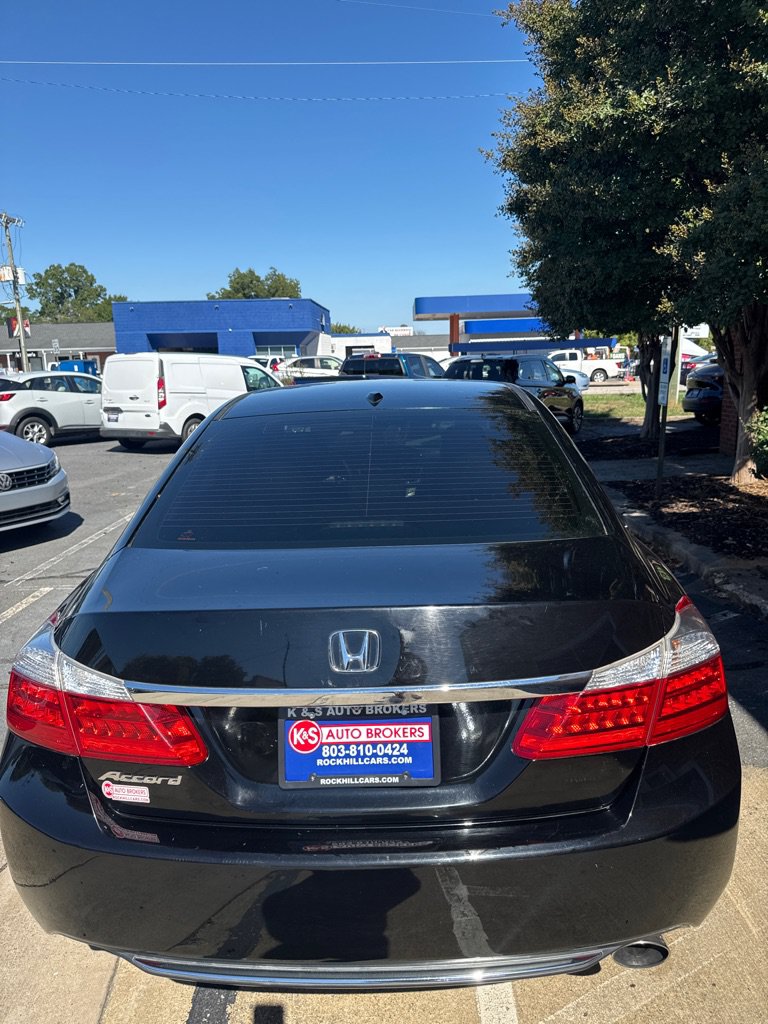 Used 2015 Honda Accord EX-L image 5