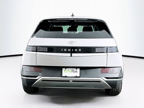 Used 2024 Hyundai Ioniq 5 SE image 7