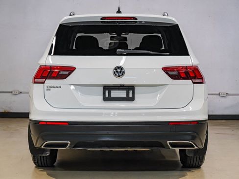 Used 2019 Volkswagen Tiguan SE image 11