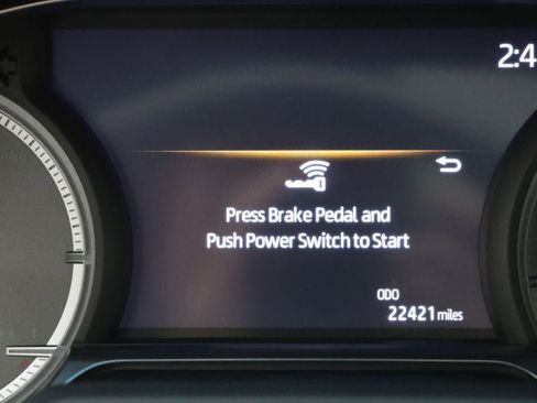 Used 2024 Toyota Venza Nightshade image 20