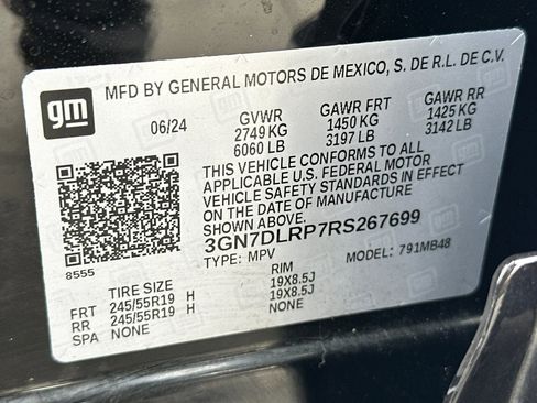 Used 2024 Chevrolet Equinox EV LT w/ LPO, Active Package image 30