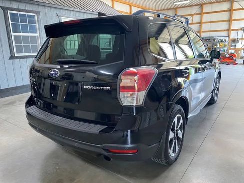 Used 2018 Subaru Forester 2.5i Limited AWD/4WD image 7