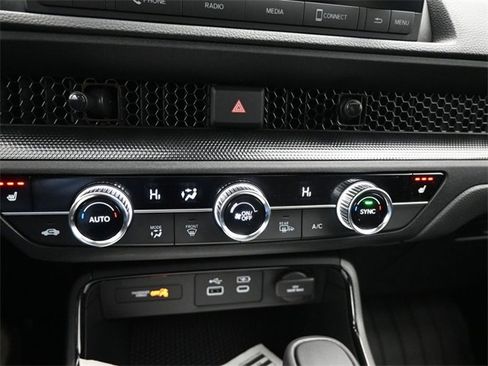 Certified 2025 Honda CR-V Sport image 16