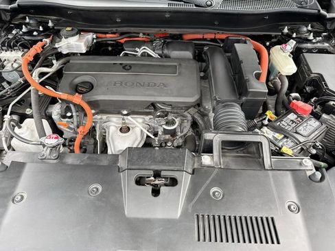 Used 2025 Honda CR-V Sport image 25