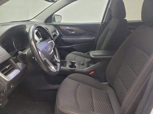 Used 2020 GMC Terrain SLE w/ Driver Convenience Package FWD image 17