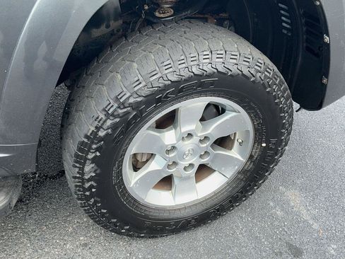 Used 2013 Toyota 4Runner SR5 w/ Convenience Pkg AWD/4WD image 6