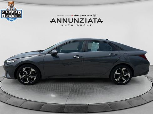 Used 2023 Hyundai Elantra Limited FWD image 2