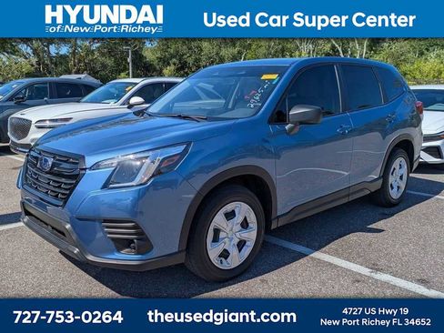 Used 2024 Subaru Forester AWD/4WD image 1