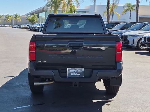 Used 2026 Toyota Tacoma SR5 AWD/4WD image 9