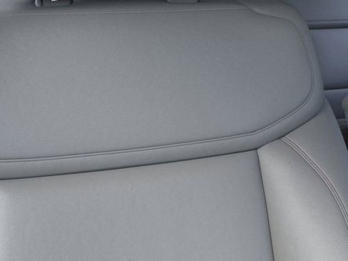 New 2025 Ford Expedition Active image 18