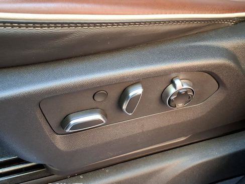 Used 2024 GMC Sierra 1500 Denali Ultimate image 17