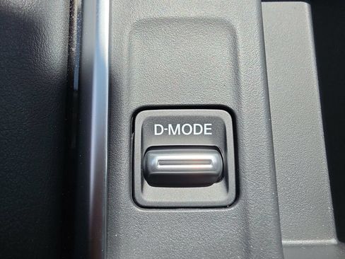 New 2026 Nissan Pathfinder SL FWD image 37