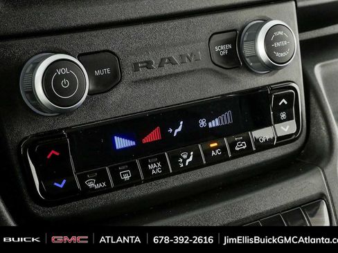 Used 2024 RAM ProMaster 2500 w/ Convenience Group FWD image 15