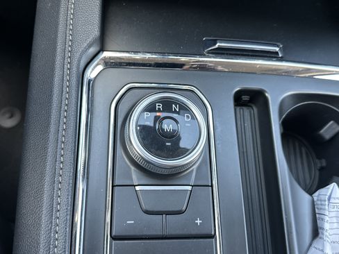 Used 2024 Ford Expedition Max XLT AWD/4WD image 33