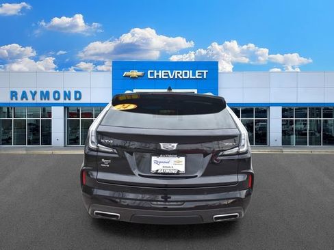 Used 2024 Cadillac XT4 Sport w/ Technology Package AWD/4WD image 5