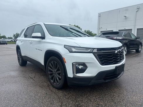 Used 2023 Chevrolet Traverse RS AWD/4WD image 1