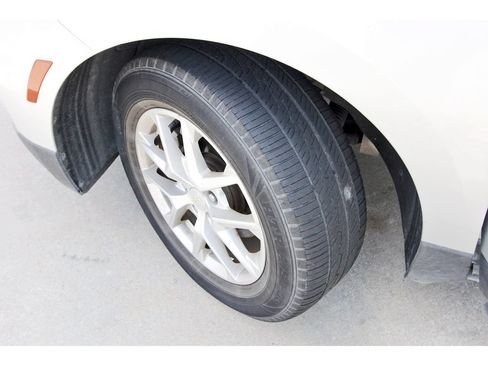 Used 2022 Chevrolet Equinox LT AWD/4WD image 10