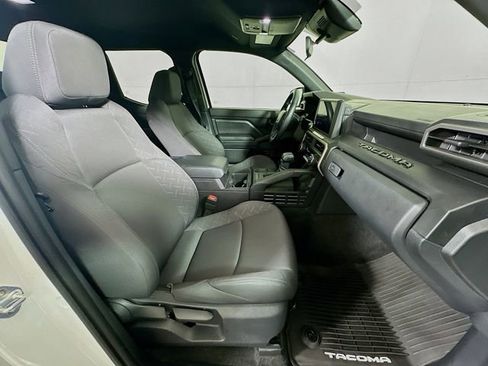 Used 2024 Toyota Tacoma SR image 26