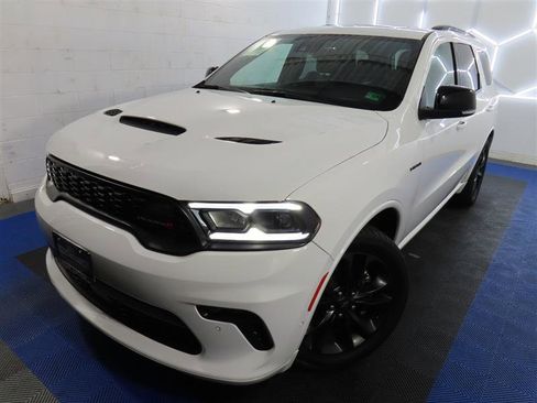 Used 2023 Dodge Durango R/T RWD image 4