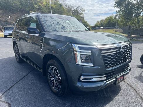 New 2026 Nissan Armada Platinum image 1