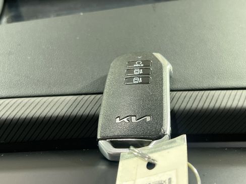 Used 2022 Kia EV6 GT-Line w/ GT-Line Suede Seat Package image 31