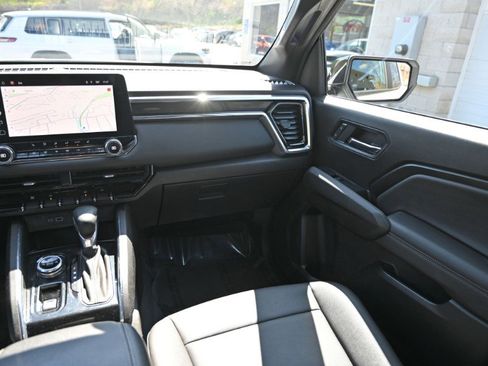 Used 2023 GMC Canyon Elevation w/ Elevation Premium Package image 20