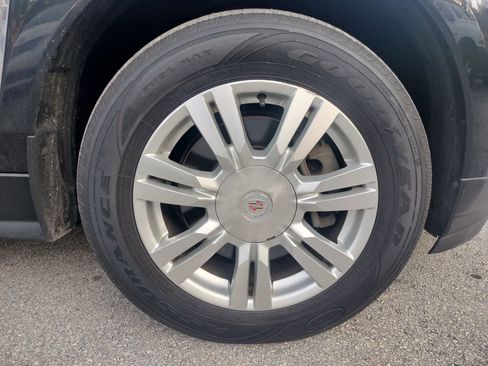 Used 2014 Cadillac SRX Luxury w/ Driver Awareness Package image 29