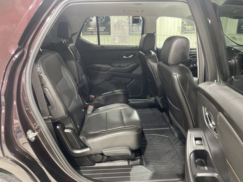 Used 2021 Chevrolet Traverse Premier AWD/4WD image 16