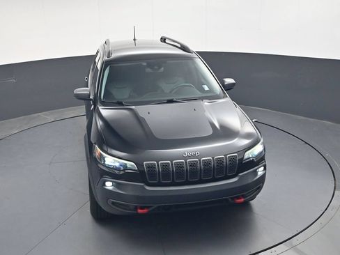 Used 2021 Jeep Cherokee Trailhawk AWD/4WD image 41
