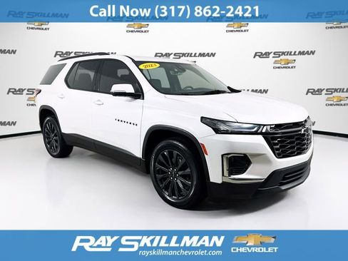 Used 2023 Chevrolet Traverse RS w/ LPO, Floor Liner Package image 1