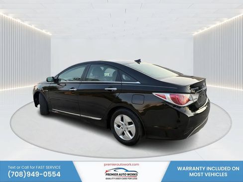 Used 2012 Hyundai Sonata Hybrid w/ Leather Pkg FWD image 7