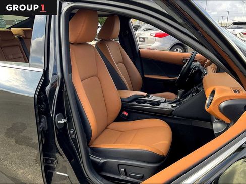 Used 2025 Lexus IS 300 w/ Comfort Package image 7