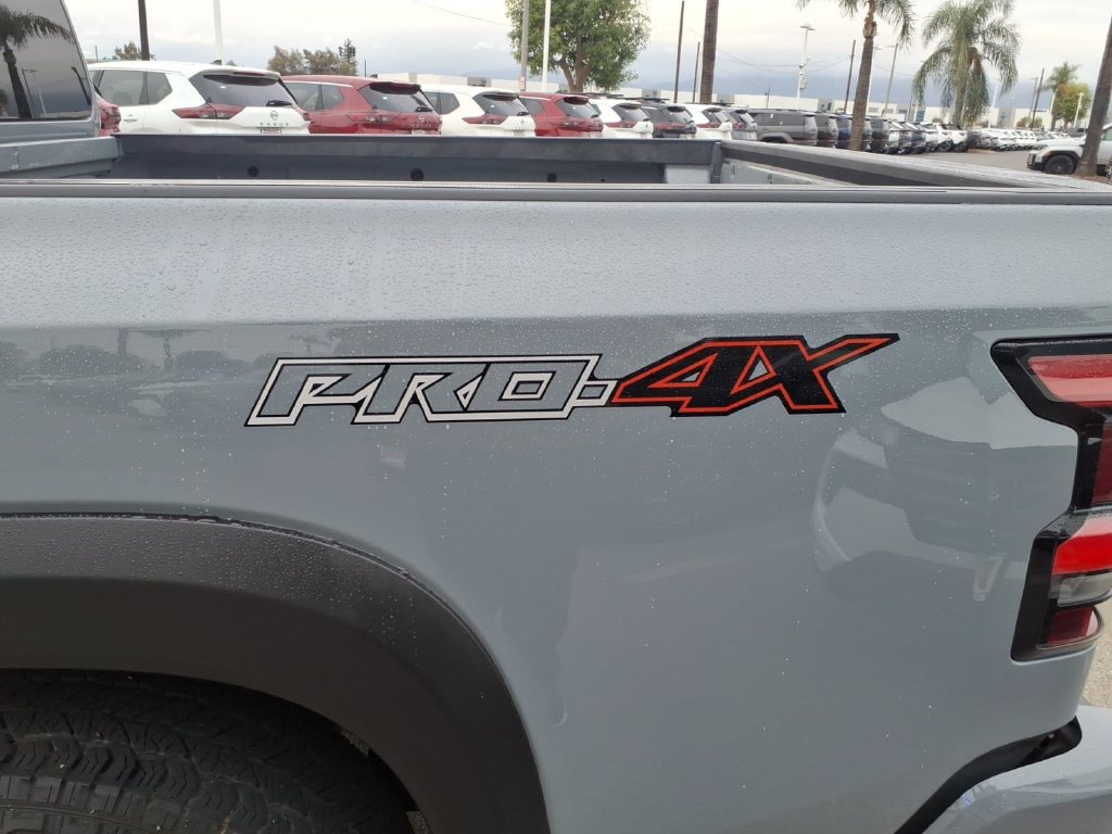 Certified 2024 Nissan Frontier PRO-4X w/ Technology Package AWD/4WD image 10