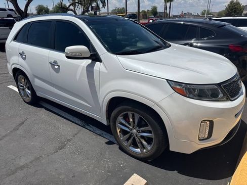 Used 2014 Kia Sorento SX w/ 3rd Row Package FWD image 24