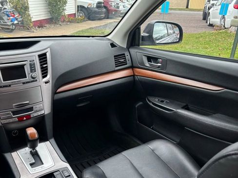 Used 2013 Subaru Outback 2.5i Limited w/ Moonroof Pkg image 36