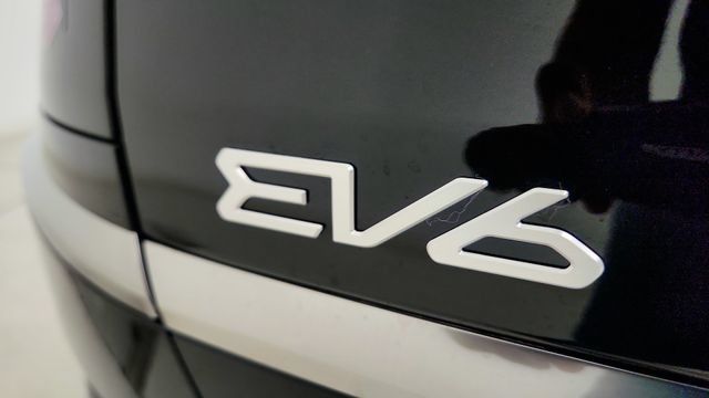 Used 2025 Kia EV6 Wind AWD/4WD image 32