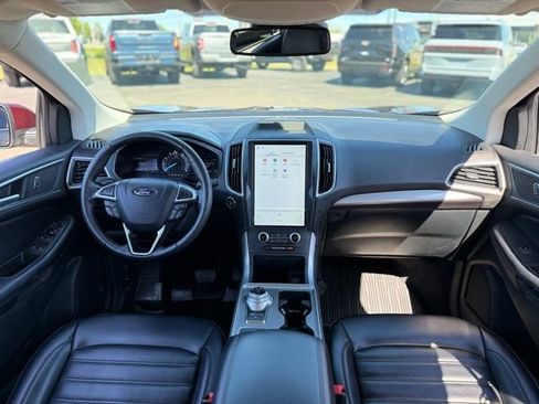 Certified 2024 Ford Edge SEL AWD/4WD image 2