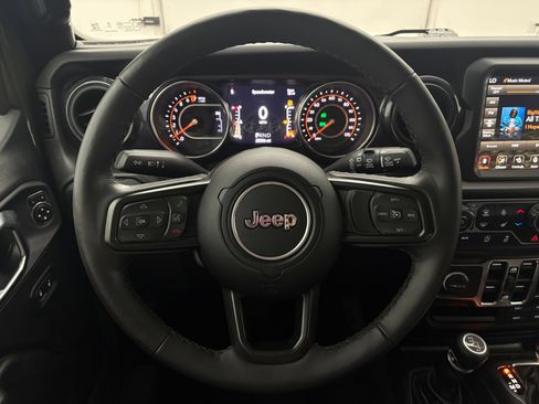 Used 2022 Jeep Wrangler Unlimited Sport AWD/4WD image 20