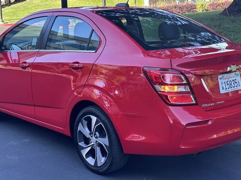Used 2018 Chevrolet Sonic Premier image 4