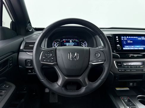 Used 2023 Honda Passport EX-L image 4