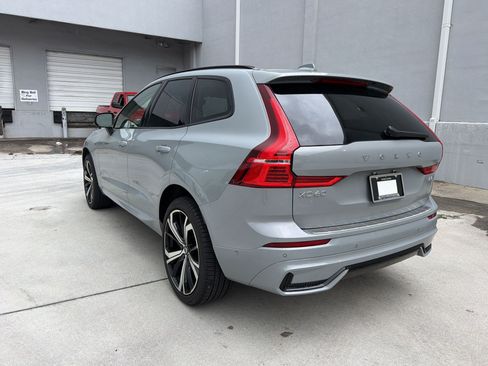 Used 2025 Volvo XC60 B5 Ultra w/ Protection Package Premier AWD/4WD image 3