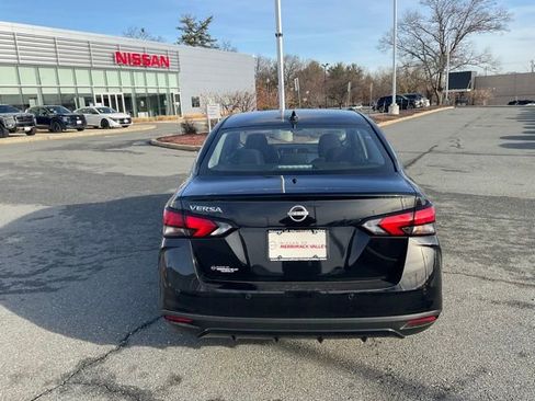 New 2025 Nissan Versa SV w/ Trunk Package FWD image 5