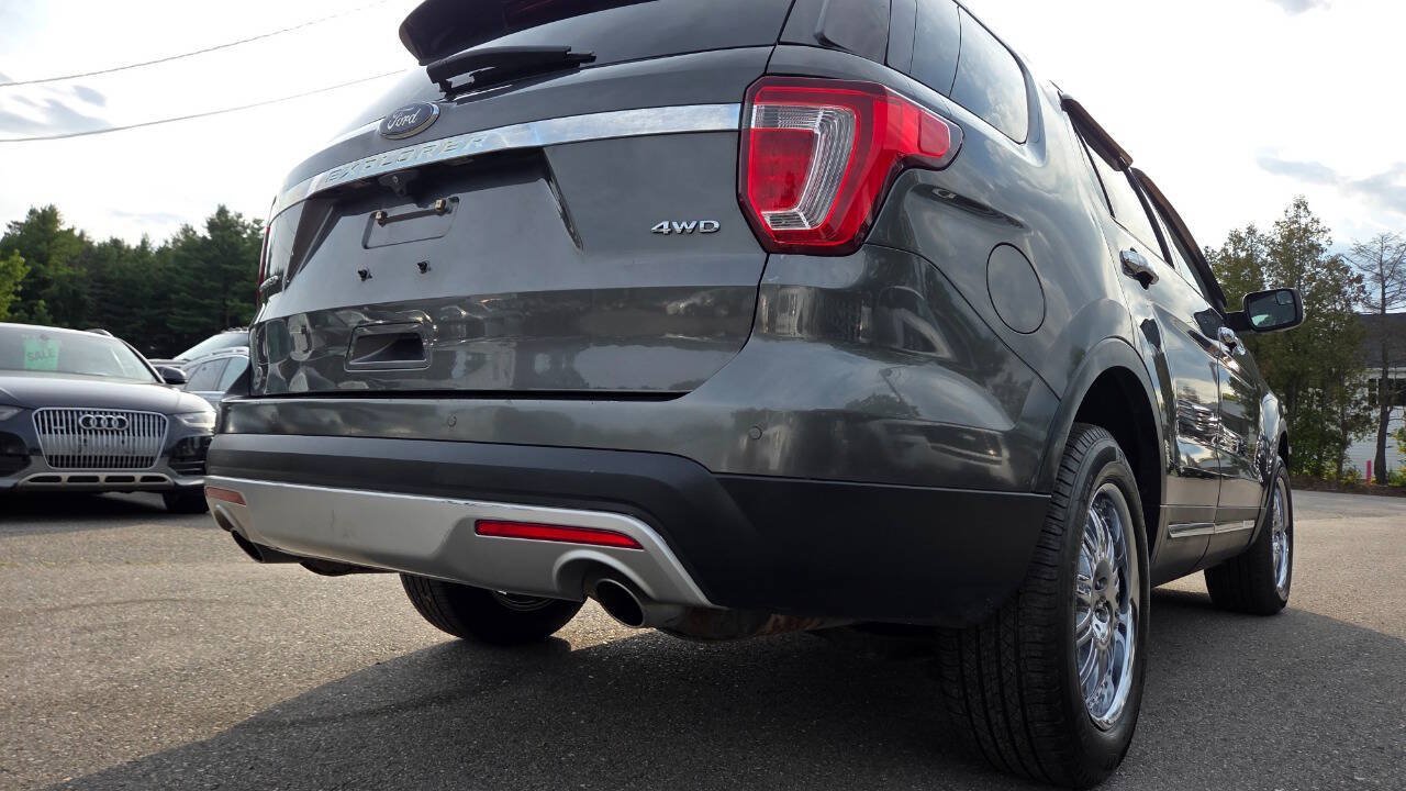 Used 2017 Ford Explorer Limited AWD/4WD image 14