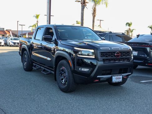 New 2026 Nissan Frontier Pro-X w/ Tow Package RWD image 2